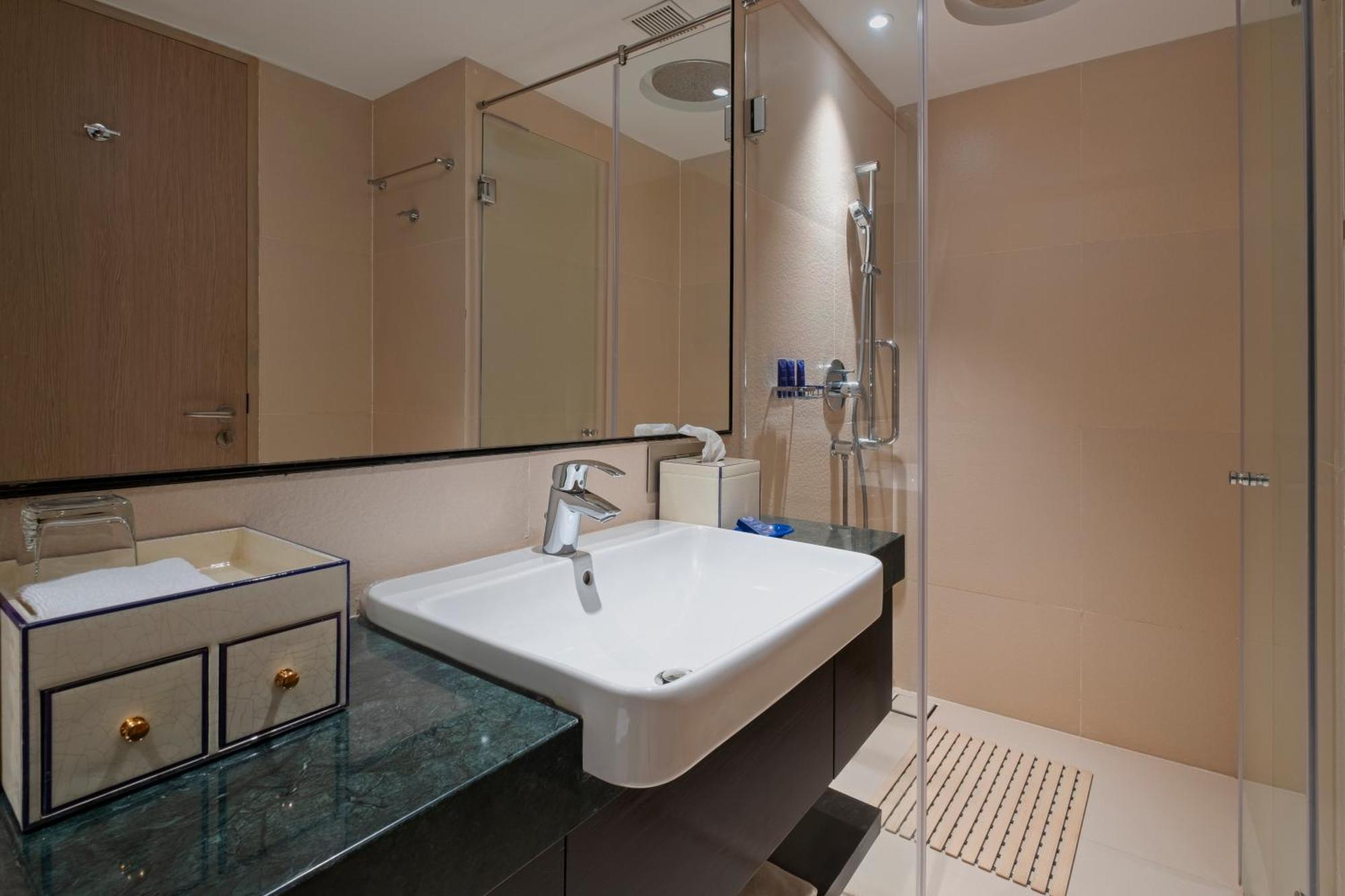 Vivanta Goa, Miramar Panaji Extérieur photo